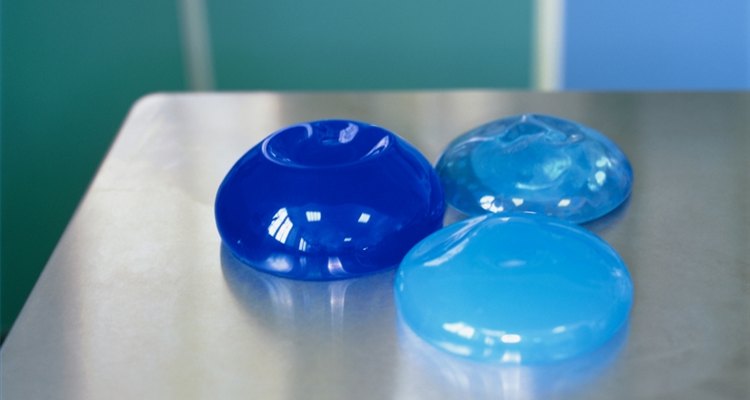 Remova implantes de silicone com segurança