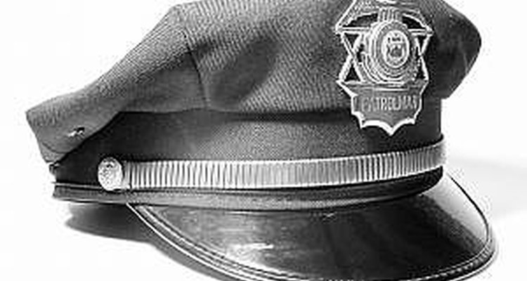 Habla el policía si eres detenido.