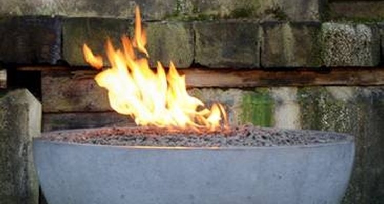 Bacia de concreto para fogueira