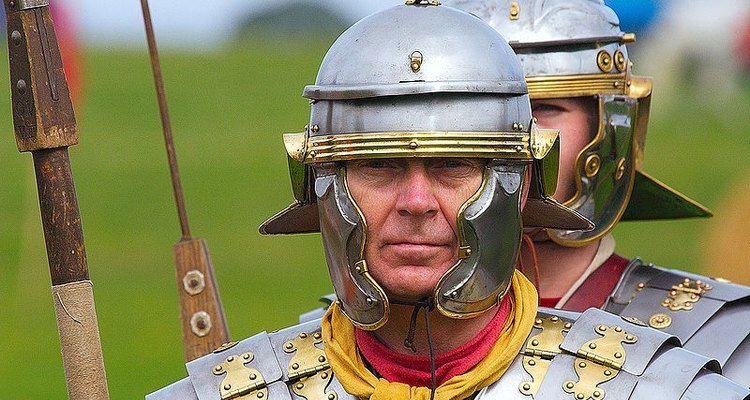 O exército romano foi o primeiro exército padronizado do mundo