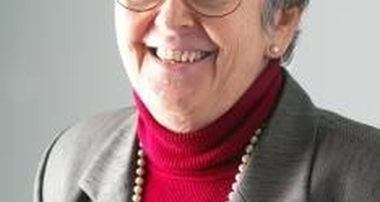 En educación y justicia, las mujeres han encontrado representantes femeninas notables.