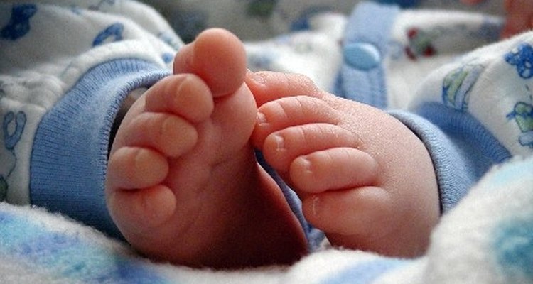 Saiba mais sobre infecções em unhas de bebês