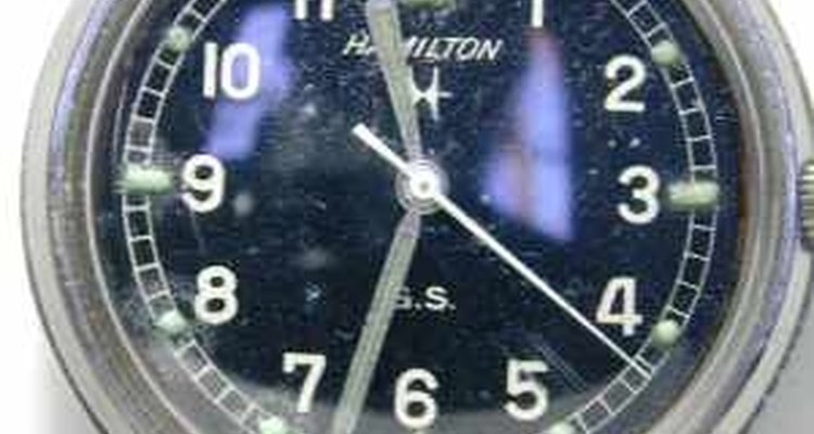 Há diversas marcas que produzem relógios sob as exigências militares