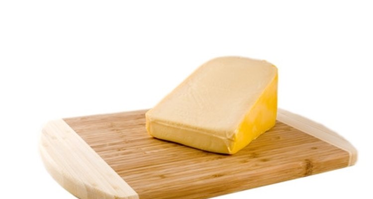 Los quesos duros requieren ser prensados con una cantidad específica de presión.