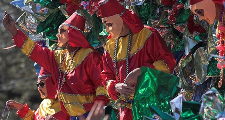 History of Mardi Gras Beads | Our Everyday Life