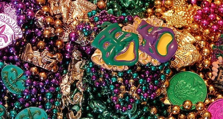 Krewe of Rex Tecumseh's War Beads Details about   Mardi Gras Beads Gold Beads 