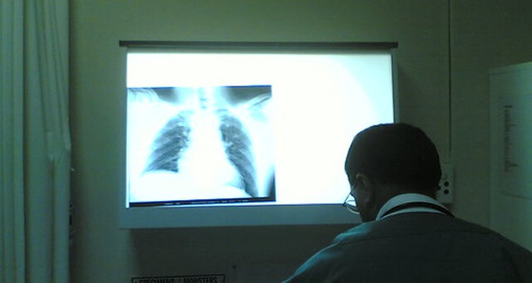 Nebulizadores e oxigênio tratam dos pulmões e coração, mas de maneiras diferentes