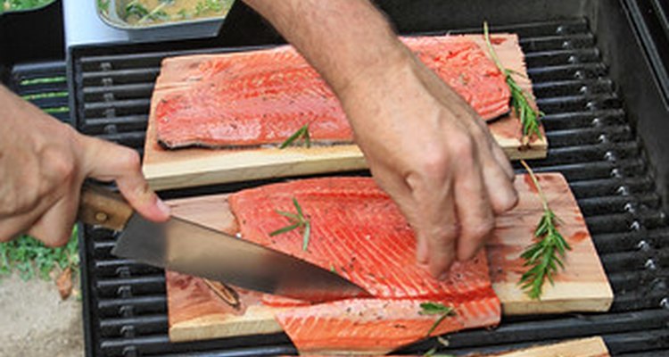 Lilac wood is excellent for barbecuing seafood and lamb.