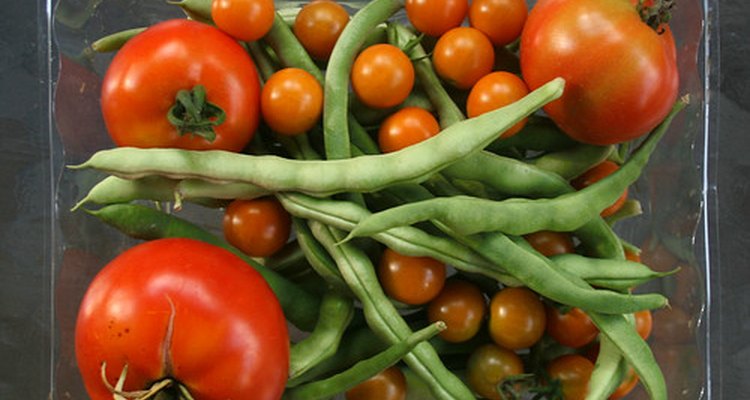 Las judías verdes frescas son especialmente deliciosas cuando se combinan con productos de verano.