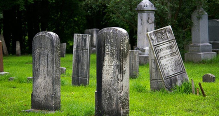 Hay maneras de descubrir si hay algo como un cementerio cerca de tu casa.