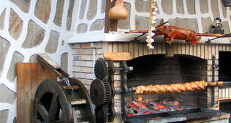 El hormigón refractario se utiliza a menudo para hornos de pizza de ladrillo.
