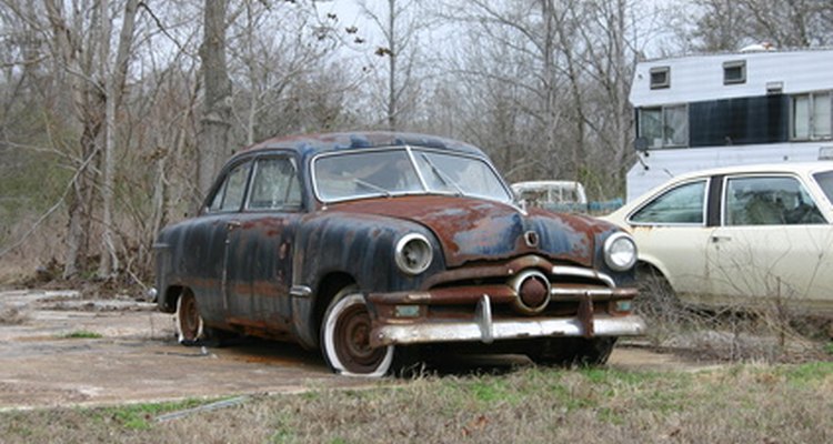 Pimp My Ride UK takes beat-up cars and makes them look new.