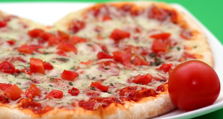 O processo de "temperamento" nas formas evita que a massa da pizza grude