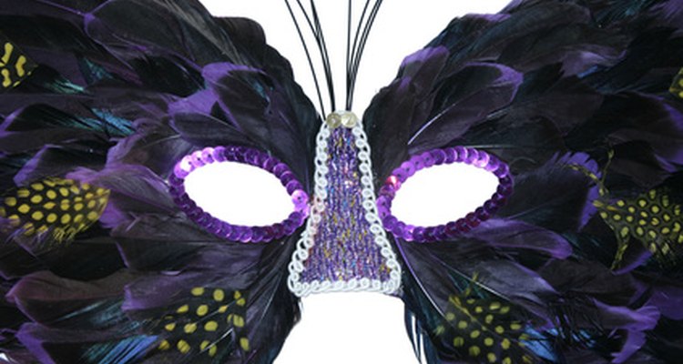 Don your mask and enjoy an evening of fun masquerade activities.