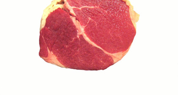Cortar la grasa visible de la carne puede ayudarte a reducir el contenido general de grasa saturada.