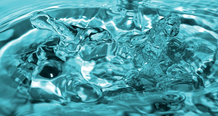 A água possui uma densidade absoluta de 1 cP a 20 ºC