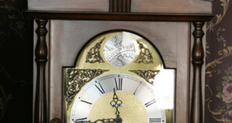 Los relojes de abuelo pueden durar años si son reparados y cuidados adecuadamente.