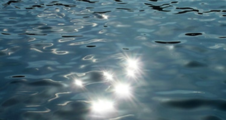 Pine Lake ofrece paseos en bote, pesca, playa y otras actividades recreativas.