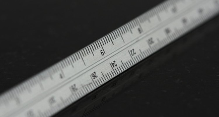 Uma polegada equivale a 25,4 mm
