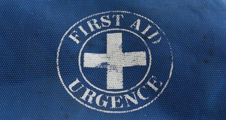 El personal de emergencia debe conocer los pasos correctos en el tratamiento de las emergencias médicas.