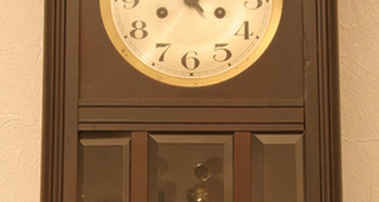 Antique 31 day wall clock