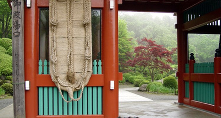 It is common for a Japanese garden to have enclosures.