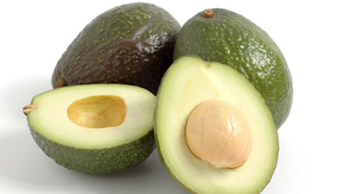 Nutrir aguacates para un sabor óptimo.