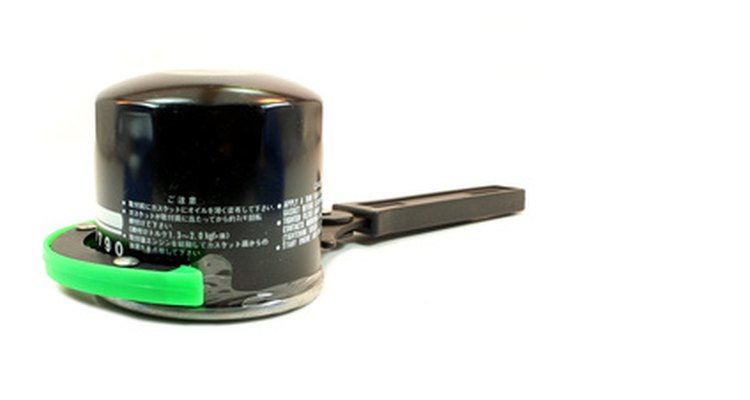 Oil filter and tool
