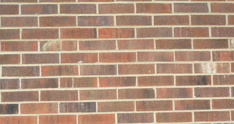 Brick veneer has an identical appearance to solid brick.