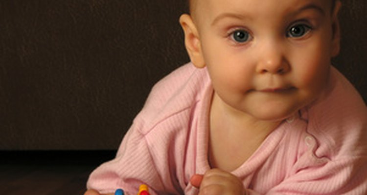 Tu bebé aprende sobre el mundo en su primer año.