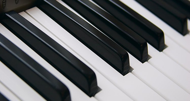 Teclado de piano é a inspiração para esse bolo