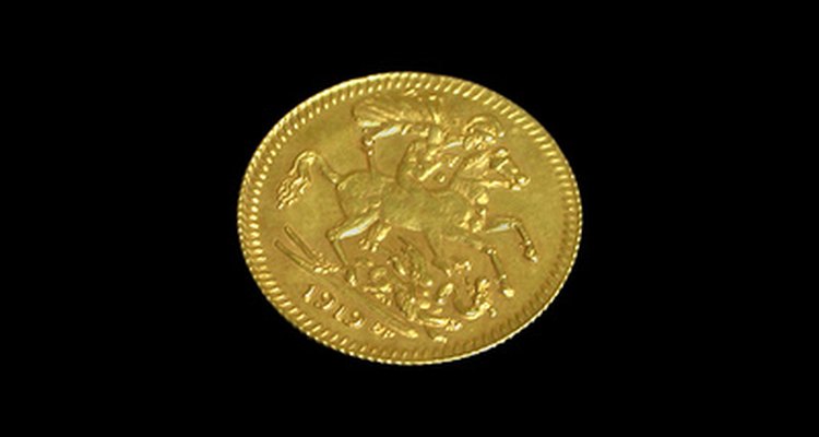 La tradición dice que una moneda dorada trae suerte a los griegos.