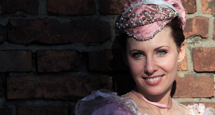 Beading and headwear were common for Medieval styles.