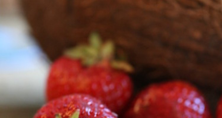 Las frutas pueden causar inflamación estomacal si sufres de ciertas afecciones.