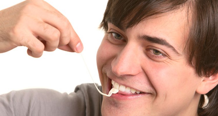 La goma de mascar puede causar desastres y dejar manchas.