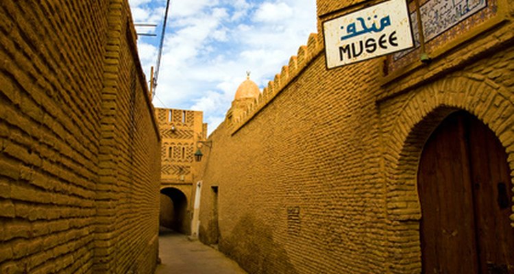 Museums are popular all over the world.