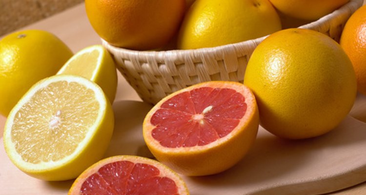 Muchos cítricos contienen limoneno. Las cáscaras de naranja contienen altas cantidades.