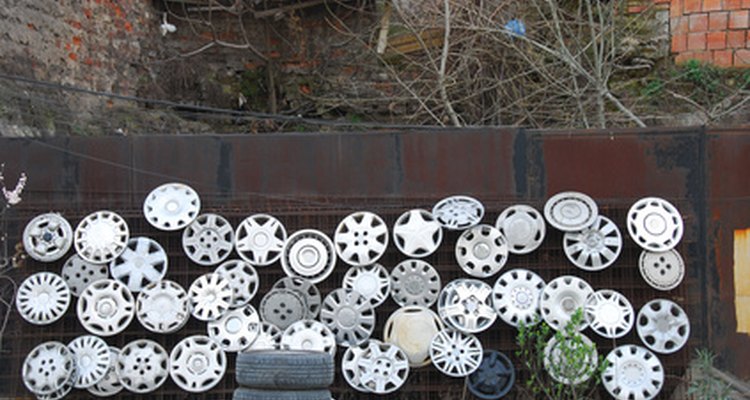 You don't have to throw out your old hubcaps when you know how to refinish them.