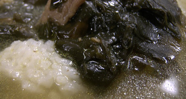 La dieta coreana involucra platillos con vegetales en conserva, semillas de sésamo, algas y tofu.