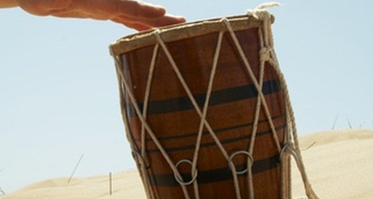 La tambora brinda ritmos del Caribe y de América Latina.