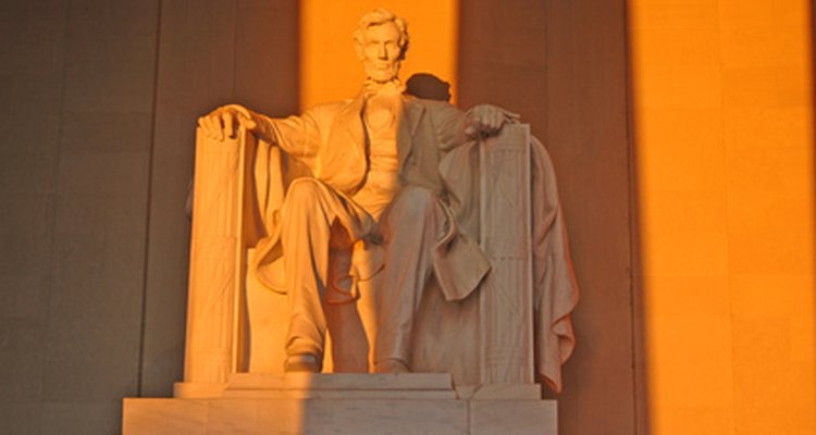 O Memorial Lincoln é um exemplo da ordem dórica