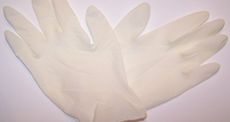 Los guantes de látex usados ​​por los empleados de los restaurantes.