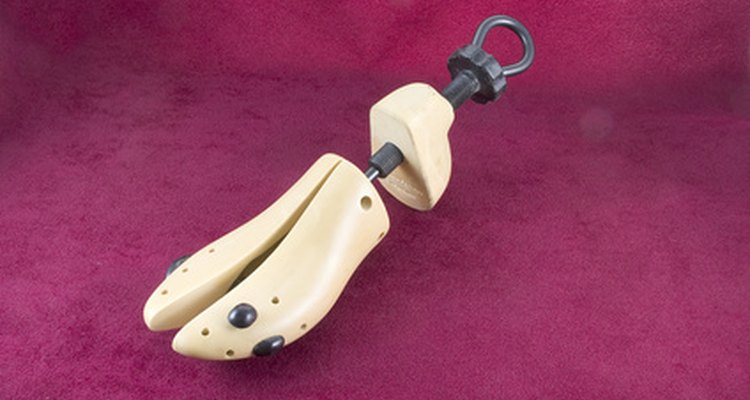 A shoe stretcher