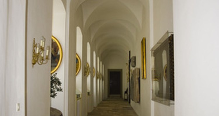 Wallpapering an archway does not have be a hassle.