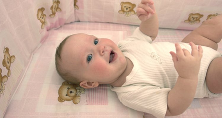 Conseguir que un bebé duerma en su cuna requiere persistencia.