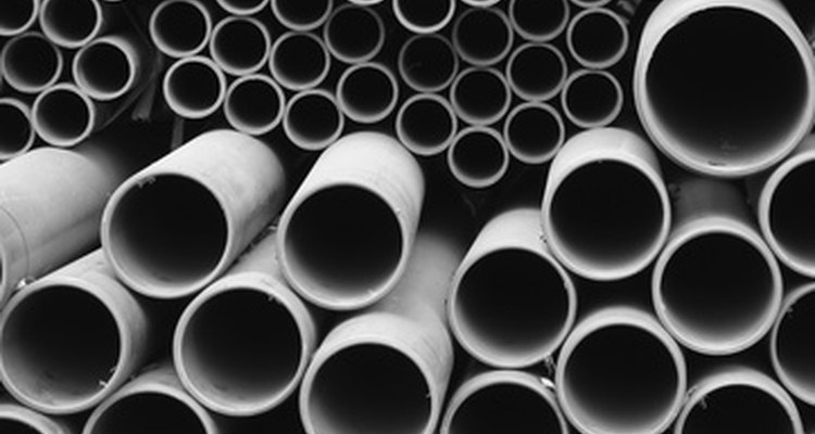 Los tubos de PVC son una alternativa barata y conveniente en comparación a otros metales.