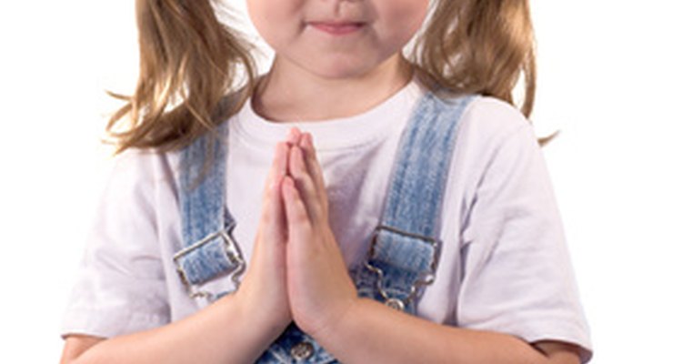 Un bolsillo de oraciones puede ayudar a los niños a que recuerden a sus seres queridos en sus oraciones.