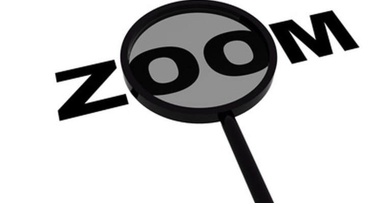 Você pode usar uma ferramenta do Windows para dar zoom no Skype