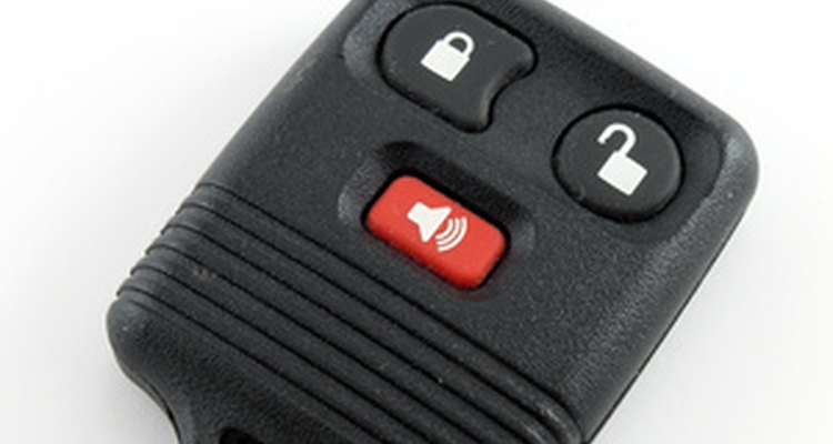 Os controles remotos de alarmes de carro são comuns em várias partes do mundo.