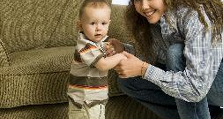 Caminar es un reto apasionante tanto para el bebé como para los padres por igual.